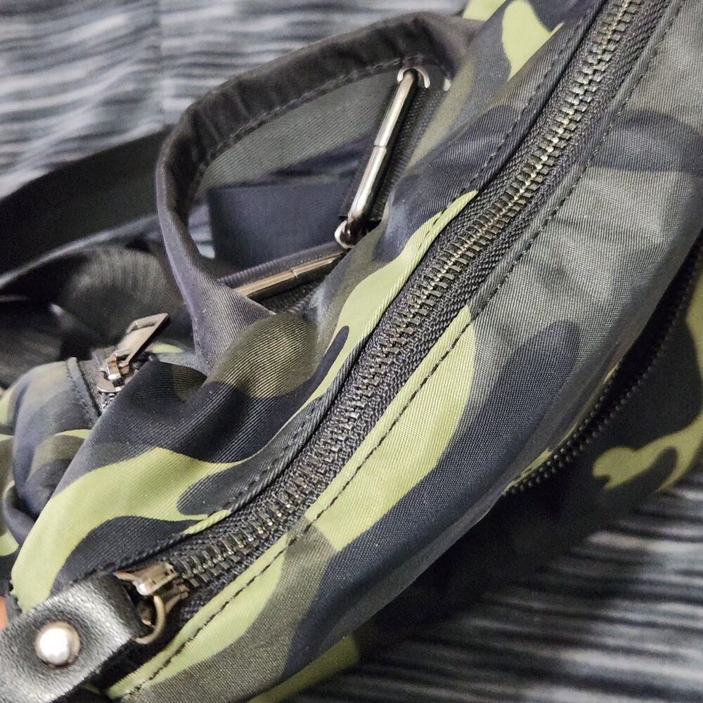 Camouflage backpack Green 13x12x5 Full Zip - Picture 6 of 12